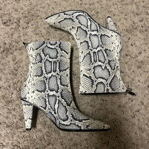 Longchamp leather python printed booties